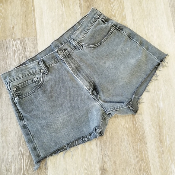 Levi's 505 Denim Jean Cutoff Shorts 10" Rise Black Wash Distressed Frayed - Picture 3 of 13